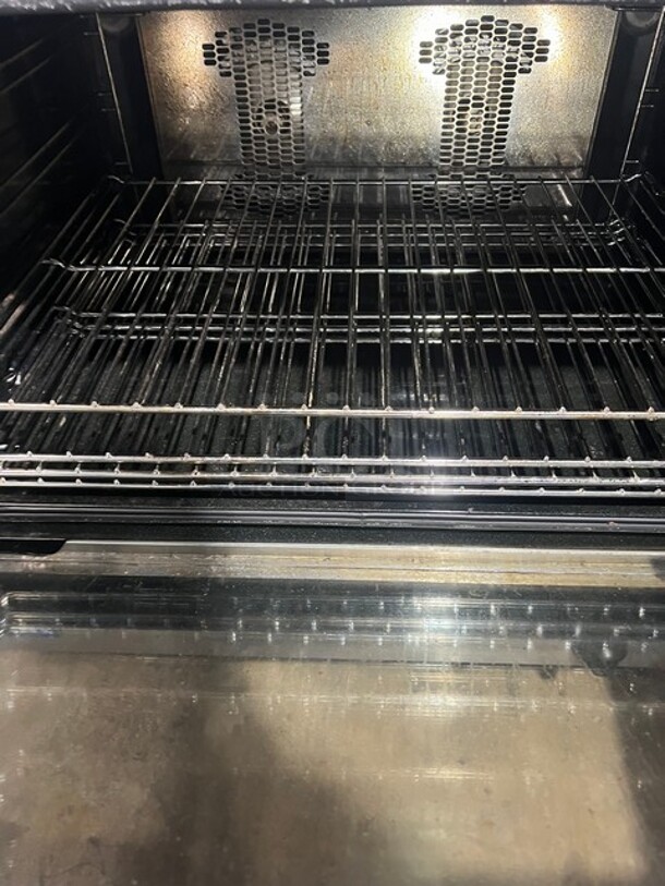 Turbofan Moffat Commercial Countertop Electric Powered Convection Oven! With View Through Door! Metal Oven Racks! All Stainless Steel! Working When Removed! - Image 5 of 10