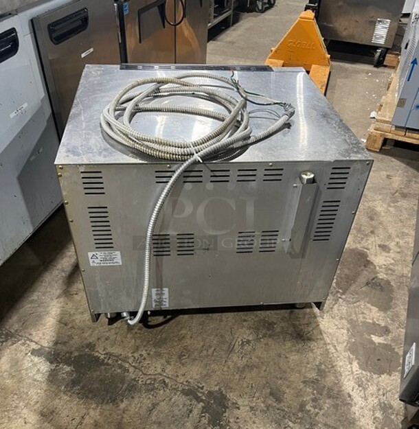 Turbofan Moffat Commercial Countertop Electric Powered Convection Oven! With View Through Door! Metal Oven Racks! All Stainless Steel! Working When Removed! - Image 8 of 10