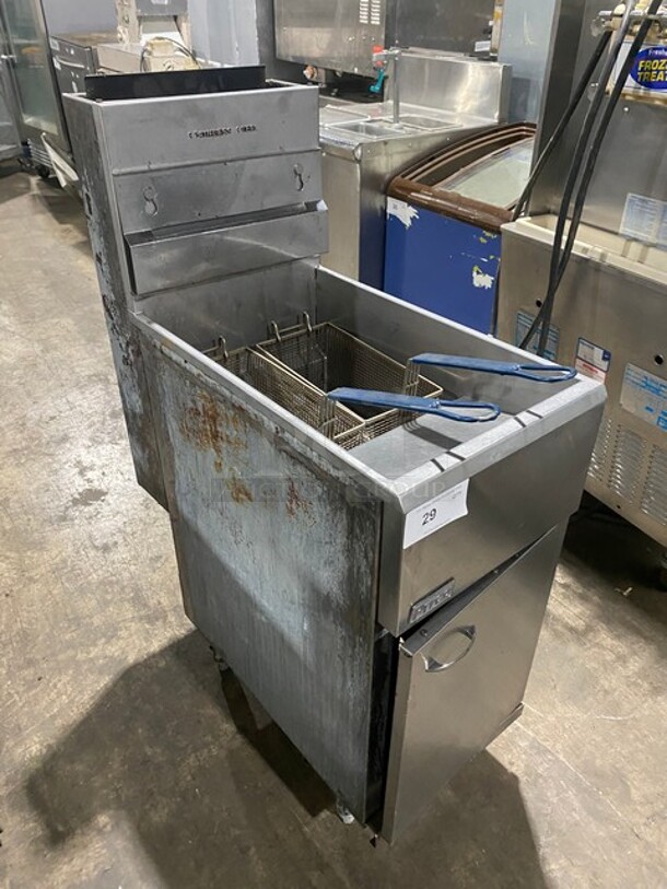 Pitco Frialator Stainless Steel Commercial Floor Style Natural Gas Powered Deep Fat Fryer w/ 2 Metal Fry Baskets! MODEL 40D SN: G11MA055114  - Image 2 of 9