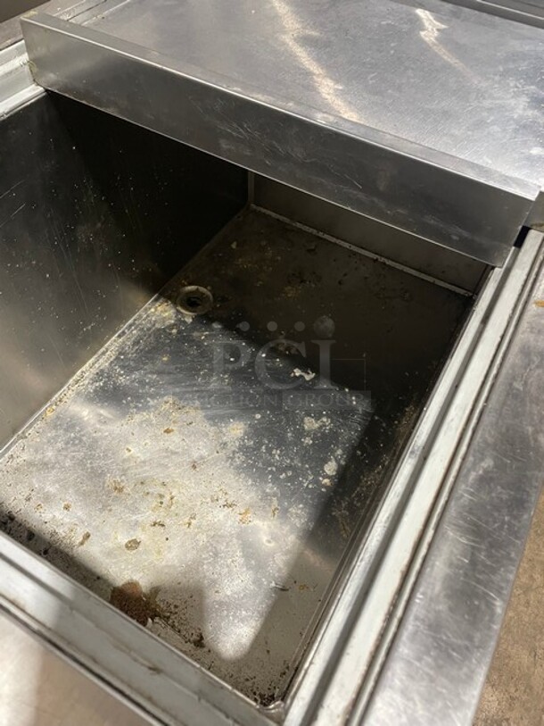 Silver King All Stainless Steel Commercial Reach Down Ice Cream Chest Freezer! On Commercial Casters! - Image 5 of 8