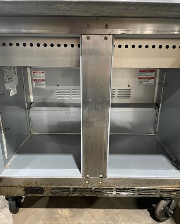 Beverage Air Stainless Steel Salad/Pizza Prep Table! With Over Head Shelf Build In Cubbies For Utensils! With 2 Door Underneath Storage Space!  On Casters! MODEL SPE36HC-15M SN: 12204295 115V 1PH - Image 5 of 11