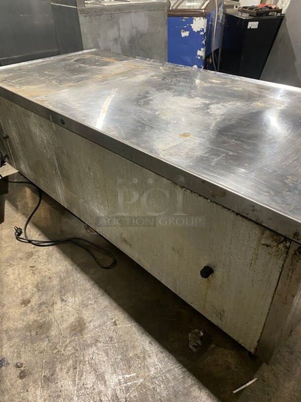 True Commercial Refrigerated 4 Drawer Chef Base! All Stainless Steel! On Casters! MODEL: TRCB72 SN: 7307092 115V 1PH - Image 3 of 9