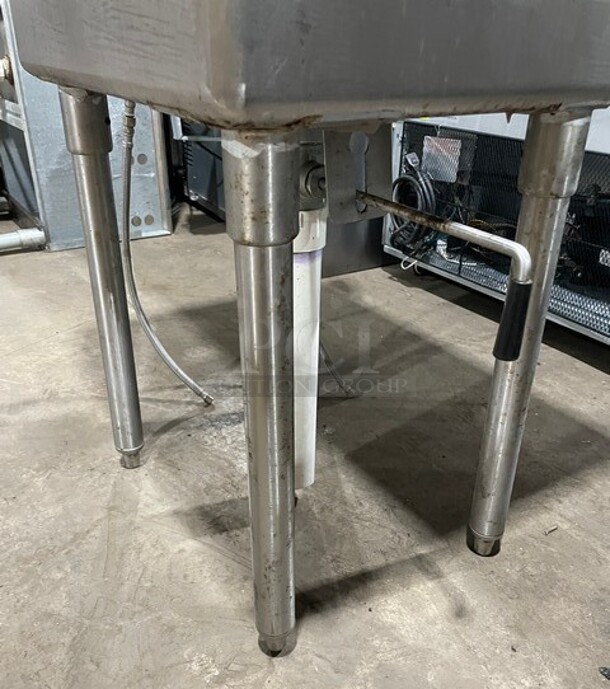 Elkay Stainless Steel Prep Sink With Faucet and Handles! - Image 7 of 9