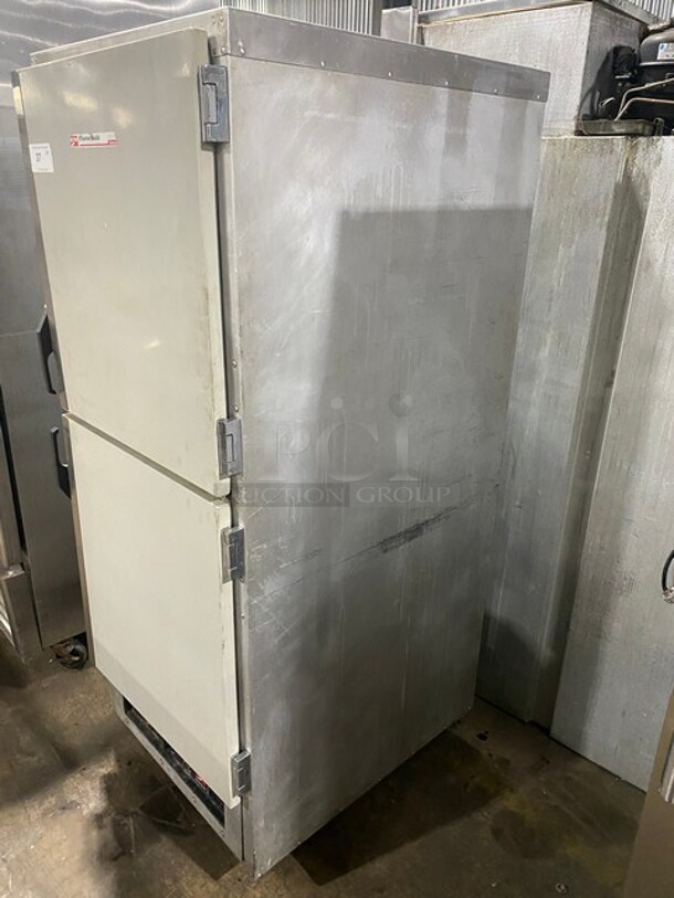 Metro Metal Commercial Heated Holding Cabinet on Commercial Casters! Model HM2000  - Image 2 of 11