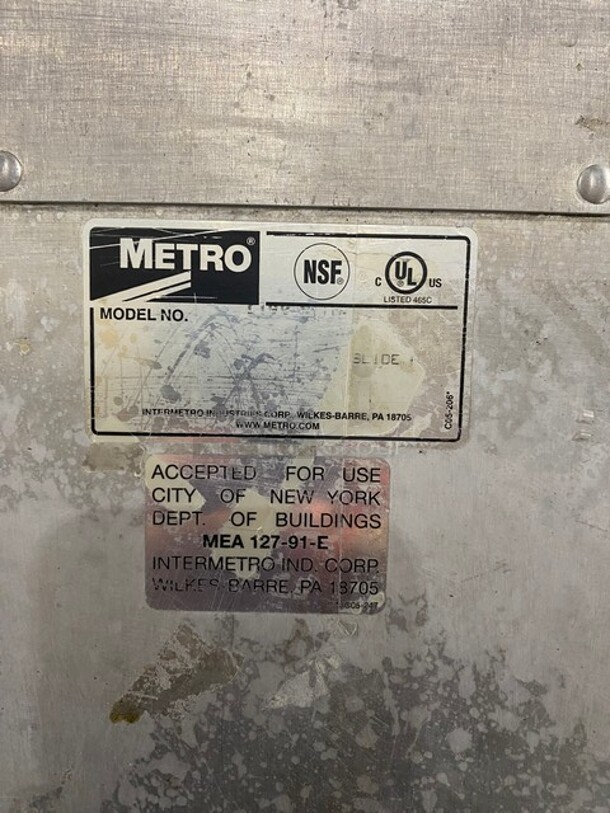 Metro Metal Commercial Heated Holding Cabinet on Commercial Casters! Model HM2000  - Image 7 of 11