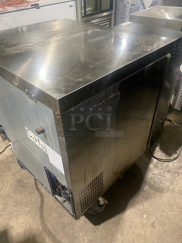 LATE MODEL! 2021 Atosa Commercial 2 Door Lowboy/Worktop Freezer! All Stainless Steel! Working When Removed! Model: MGF36FGR SN: MGF36FGRAUS100321082600C40005 115V 1PH - Image 4 of 11