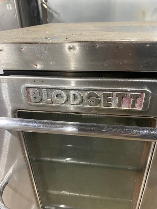 Blodgett Stainless Steel Commercial Electric Powered Half Size Convection Oven w/ View Through Door and Metal Oven Racks! MODEL CTB1 208/230V 1PH  - Image 7 of 10