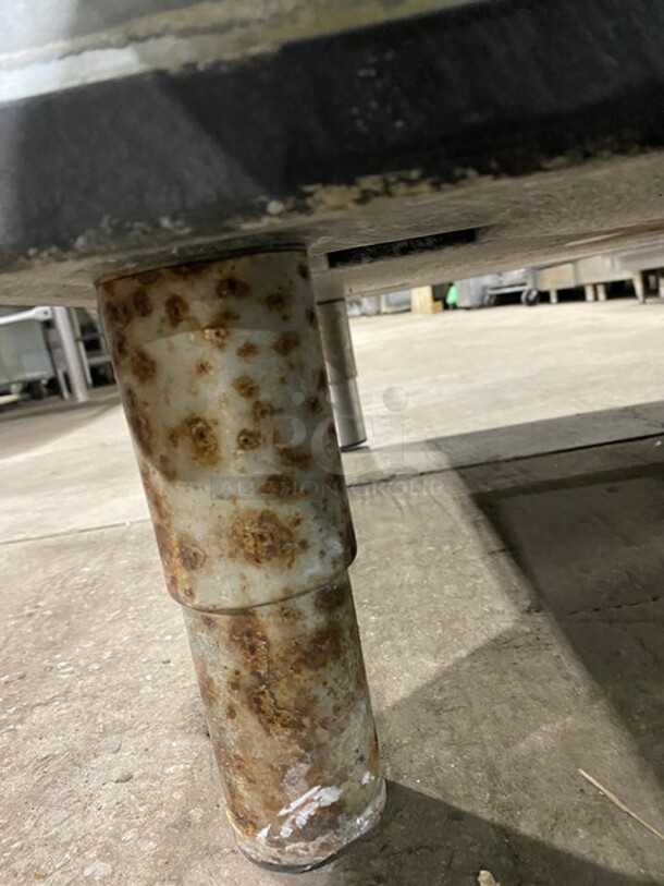 Manitowoc IY0504A-161 Stainless Steel Commercial Ice Machine Head on Manitowoc B570 Commercial Ice Bin! With Stainless Steel Multipurpose Utility Scoop/Ice Scoop! Working When Removed! 115V 1PH - Image 12 of 12
