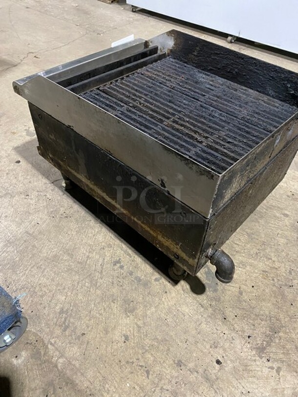 Apw Wyoff Natural Gas Powered Countertop Char Broiler Grill! Working When Removed! - Image 4 of 9