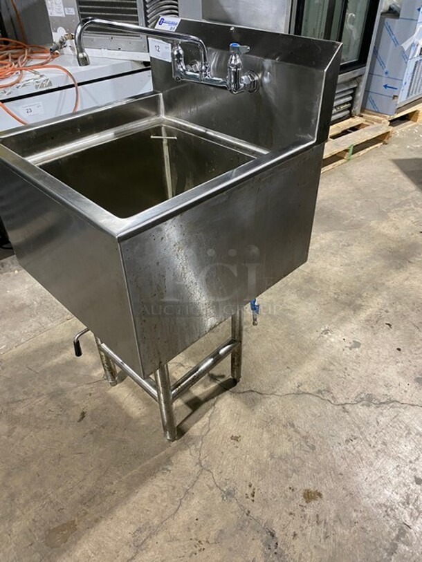 Stradford Smith Heavy Duty High Quality All Stainless Steel one Compartment Prep/Wash Sink! NSF Certified! With Back Splash! On Legs! With Faucet!  - Image 2 of 10