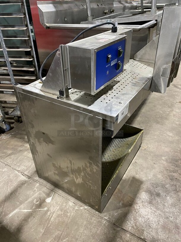 Crisp N Hold Fry Warmer Dump Station! Working When Removed! MODEL LF26SNCA SN: FSGK382836X 208-240V  - Image 2 of 10