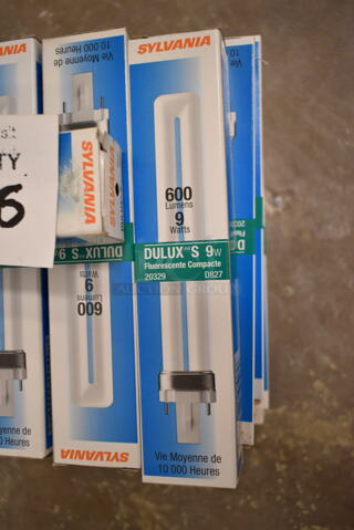 Lot of 26 Sylvania Dulux S 9w Fluorescent Compact Light Bulb. (front room)