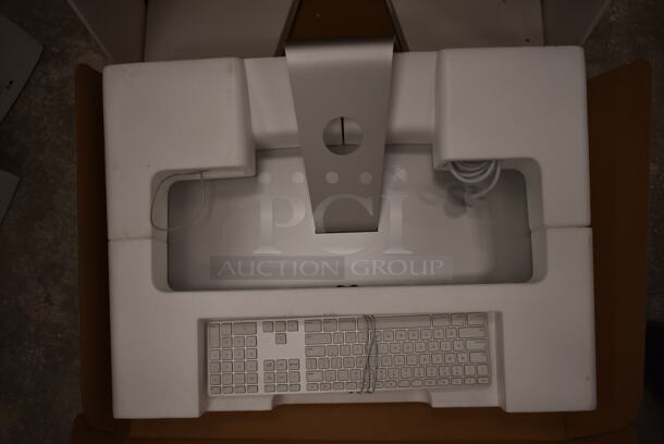 2 Apple A1419 27" iMac Desktop All In One Computers. 100-240 Volts, 1 Phase. 2 Times Your Bid! (front room) - Image 7 of 9