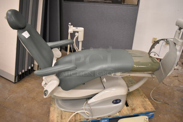 Pelton & Crane SP 30 Dental Exam Chair w/ Pedal and Over Head Light. (front room) - Image 2 of 12