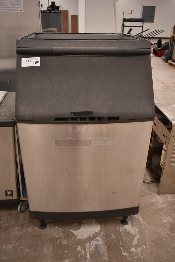 Manitowoc QY0804A Stainless Steel Commercial Ice Head on Manitowoc S570 Ice Bin. 208-230 Volts, 1 Phase.  - Image 2 of 8