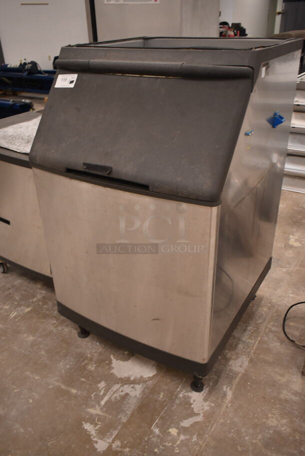 Manitowoc QY0804A Stainless Steel Commercial Ice Head on Manitowoc S570 Ice Bin. 208-230 Volts, 1 Phase.  - Image 3 of 8