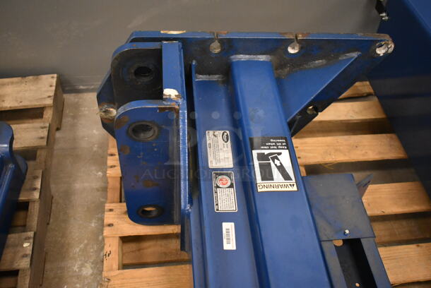 Rotary SPOA88 Metal 7,000 Pound Capacity Lift w/ Extra Parts. 208-230 Volts, 1 Phase. BUYER MUST REMOVE: Bring Tools and Manpower Needed To Remove This Item. (front room) - Image 10 of 12