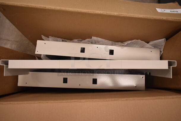 Box of Metal. (back room) - Image 4 of 6