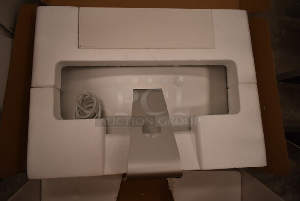 2 Apple A1419 27"  iMac Desktop All In One Computer w/ Keyboard. 100-240 Volts, 1 Phase. 2 Times Your Bid! (front room) - Image 8 of 10