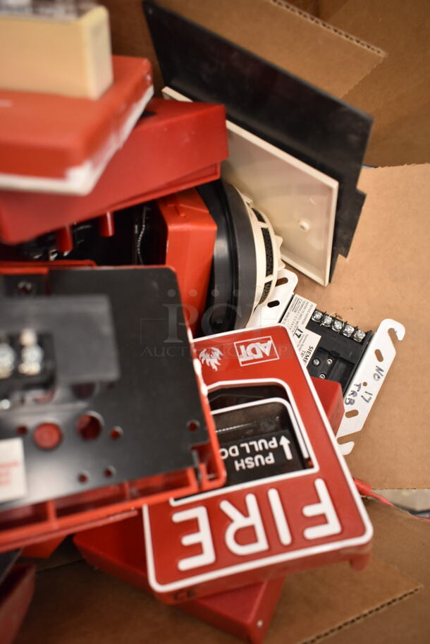 ALL ONE MONEY! Lot of Approximately 25 Fire Alarm Pieces Including Strobes and Speaker Strobes. (front room) - Image 2 of 11
