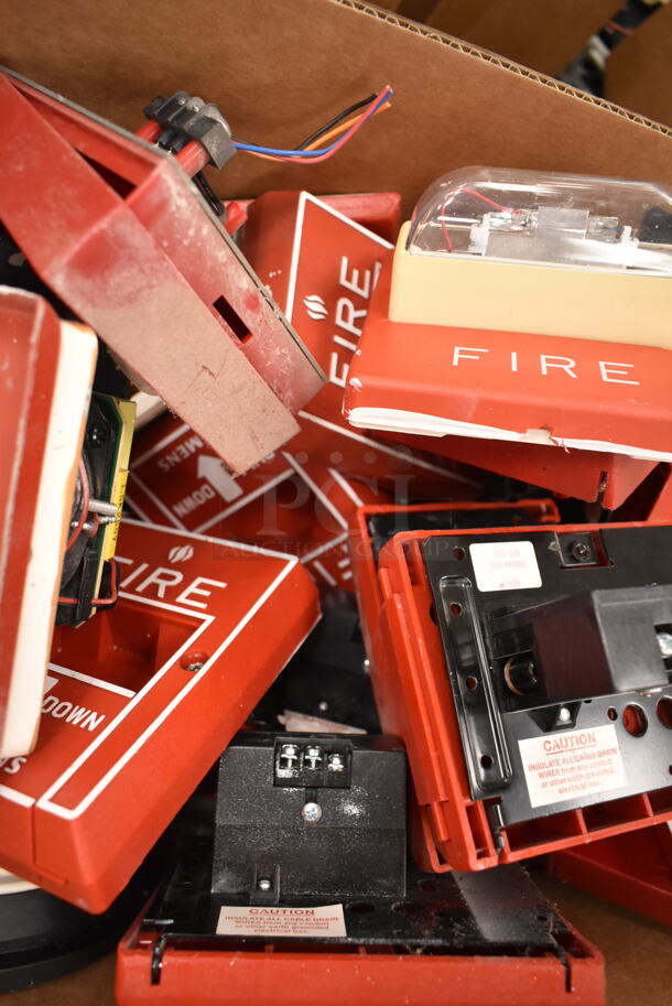 ALL ONE MONEY! Lot of Approximately 25 Fire Alarm Pieces Including Strobes and Speaker Strobes. (front room) - Image 3 of 11