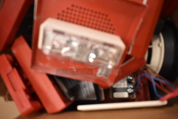 ALL ONE MONEY! Lot of Approximately 25 Fire Alarm Pieces Including Strobes and Speaker Strobes. (front room) - Image 4 of 11