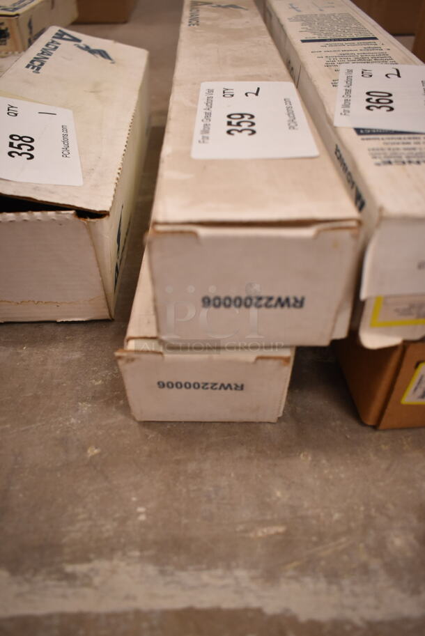 Lot of 2 Advance R4S40ATPAC Ballasts. (front room) - Image 2 of 5
