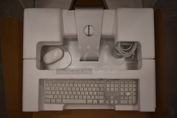 Apple A1418 21.5"  iMac Desktop All In One Computer w/ Keyboard. 100-240 Volts, 1 Phase. (front room) - Image 3 of 5