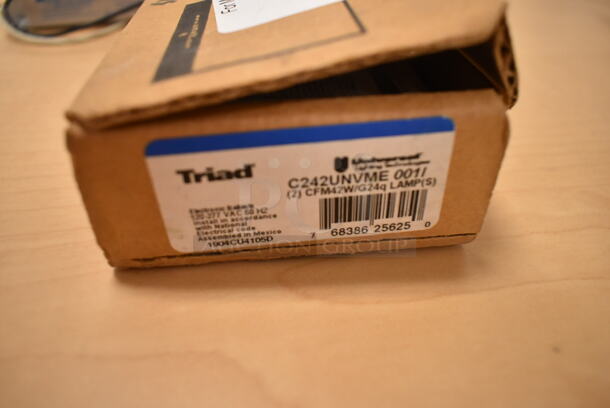Lot of 5 Various Items Including Triad and Advance Ballasts. (front room) - Image 5 of 5