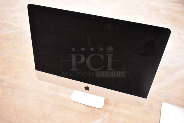 Apple A1418 27" iMac Desktop All In One Computer. 100-240 Volts, 1 Phase. (front room) - Image 5 of 8