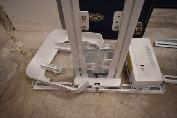 Epson BrightLink 697Ui Projector and Mounting Brackets. (front room) - Image 4 of 9