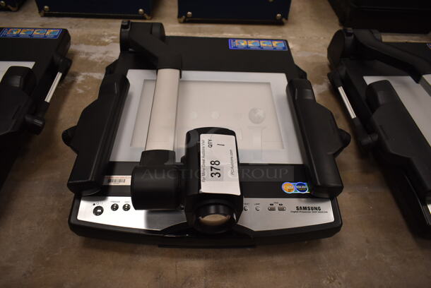 Samsung SDP-900DXRN Countertop Digital Presenter. 100-240 Volts, 1 Phase. (front room) - Image 2 of 4