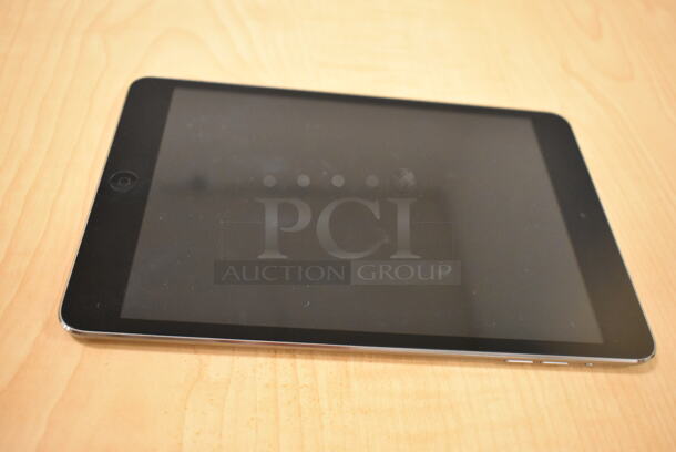 3 Apple A1432 iPad. 3 Times Your Bid! (front room) - Image 2 of 10