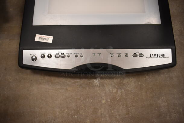 Samsung SDP-900DXRN Countertop Digital Presenter. 100-240 Volts, 1 Phase. (front room) - Image 3 of 4