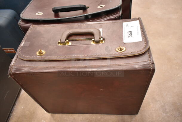 Kodak Ektagraphic Projector in Hard Case. (front room) - Image 2 of 6
