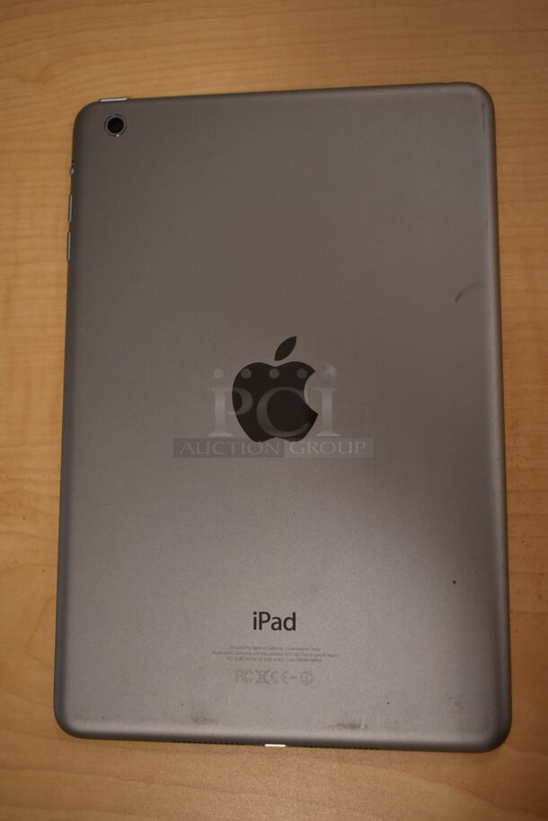 3 Apple A1432 iPad. 3 Times Your Bid! (front room) - Image 9 of 10