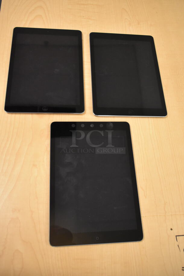 3 Apple A1474 iPad. 3 Times Your Bid! (front room) - Image 1 of 10