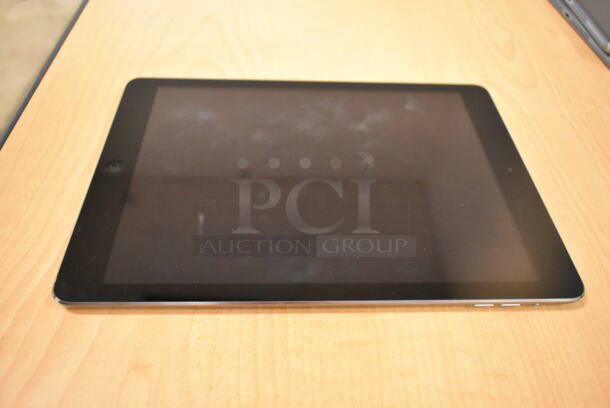 3 Apple A1474 iPad. 3 Times Your Bid! (front room) - Image 8 of 10
