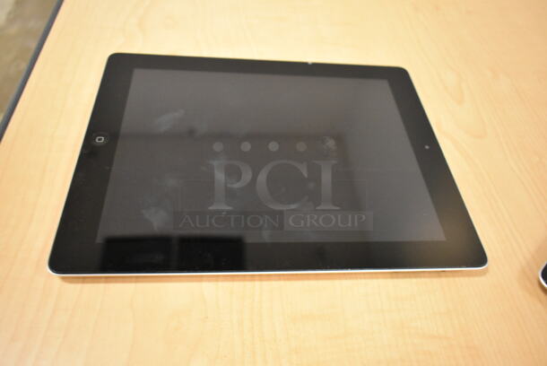 3 Apple A1395 16 GB iPad. 3 Times Your Bid! (front room) - Image 2 of 10