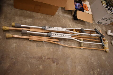 5 Crutches; 2 Metal and 3 Wood Pattern. 5 Times Your Bid! (front room)