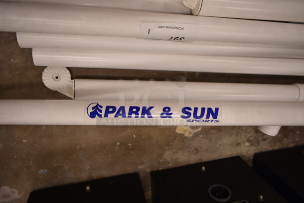 ALL ONE MONEY! Lot of Park & Sun Frame w/ Net. (front room) - Image 5 of 5