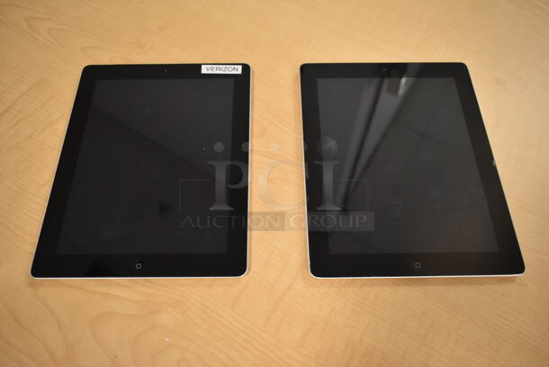 2 Apple A1397/A1396 16 GB iPads. 2 Times Your Bid! (front room) - Image 1 of 7