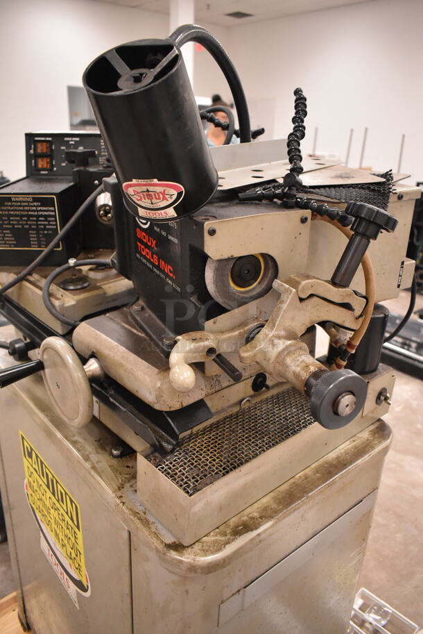 Sioux Tools 2075SM Metal Commercial Floor Style Valve Face Grinder. 115 Volts, 1 Phase. (front room) - Image 4 of 9