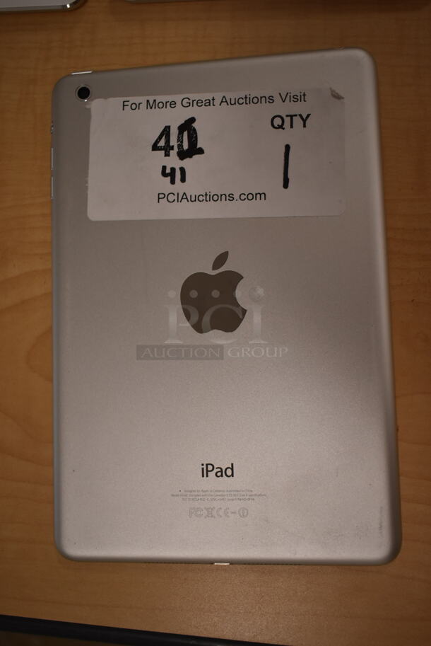 3 Apple A1432 iPads. 3 Times Your Bid! (front room) - Image 3 of 10