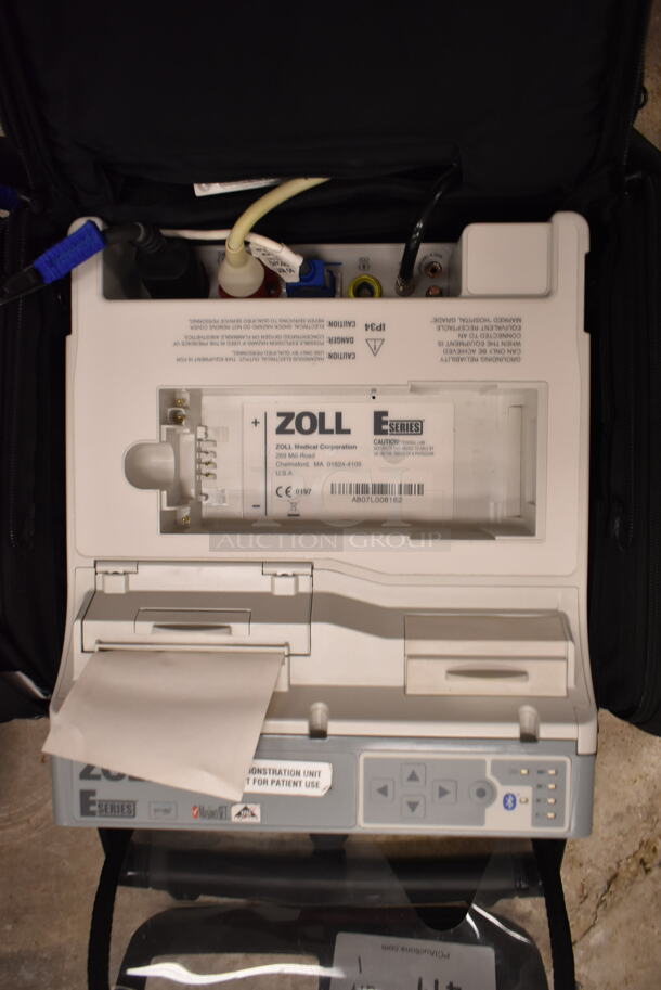 Zoll Medical E Series Monitor. (front room) - Image 4 of 9
