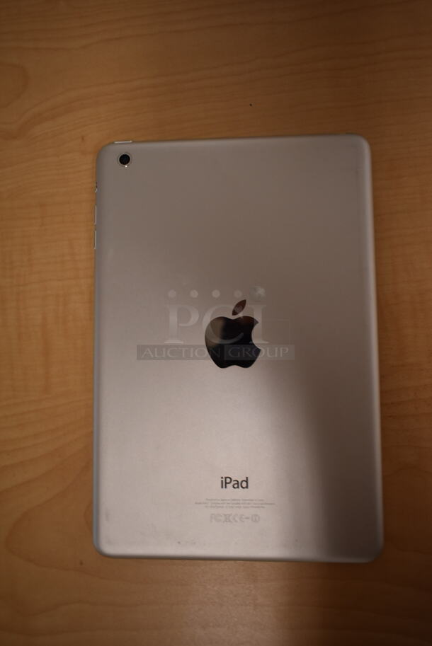 3 Apple A1432 iPads. 3 Times Your Bid! (front room) - Image 9 of 10