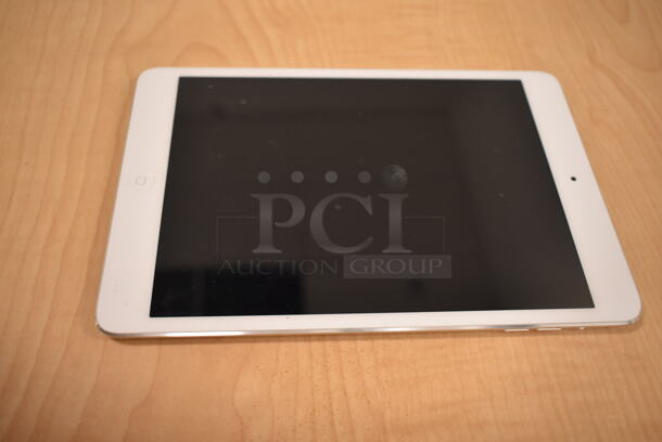 3 Apple A1432 iPads. 3 Times Your Bid! (front room) - Image 5 of 10