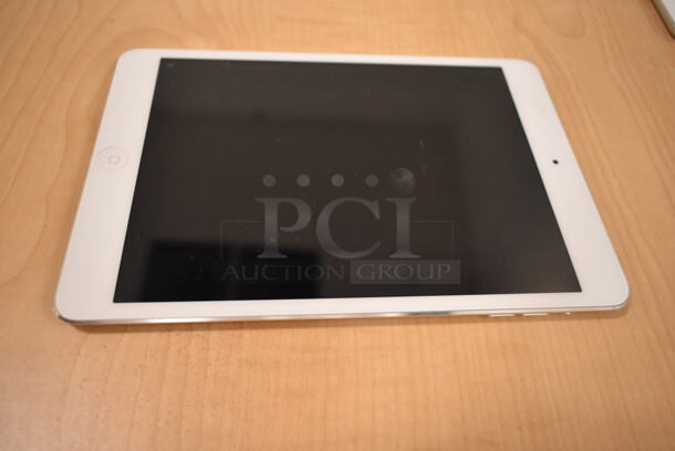 3 Apple A1432 iPads. 3 Times Your Bid! (front room) - Image 5 of 9