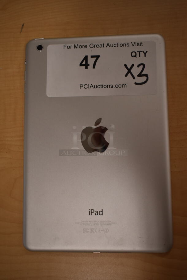 3 Apple A1432 iPads. 3 Times Your Bid! (front room) - Image 3 of 10