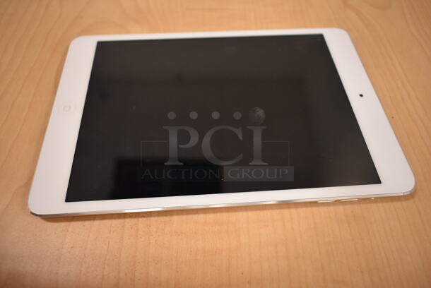 3 Apple A1432 iPads. 3 Times Your Bid! (front room) - Image 5 of 10